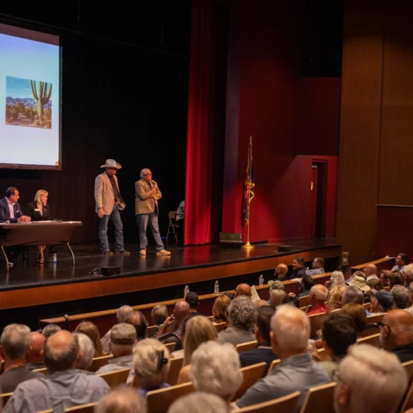 San Tan Valley Residents Weigh Incorporation at Town Hall Meeting