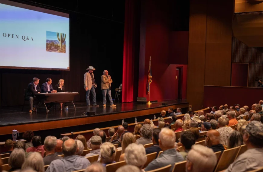 San Tan Valley Residents Weigh Incorporation at Town Hall Meeting