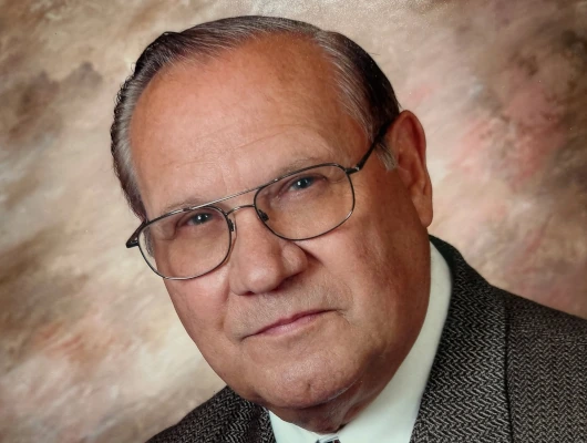 Sheriff Bill Eck, Retired Pinal County Sheriff, Dies…